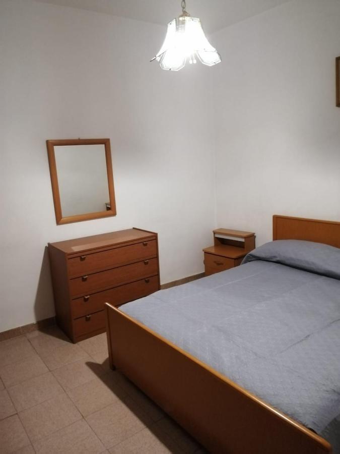 I Trecento Hotel Padula Buitenkant foto